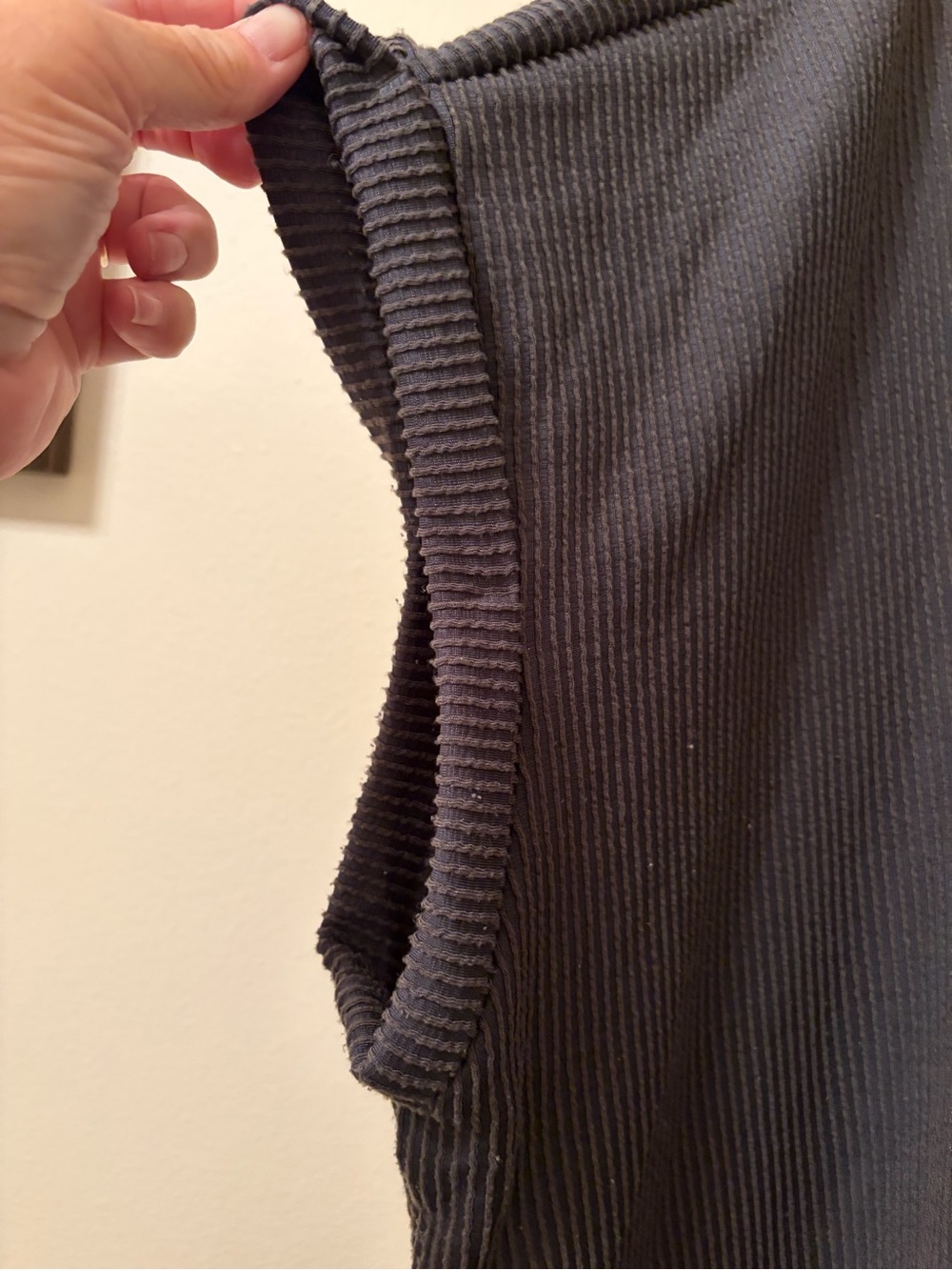 47 Women's Wide Ribbed Short Sleeve Top in Charcoal Gray - Picture 2 of 4